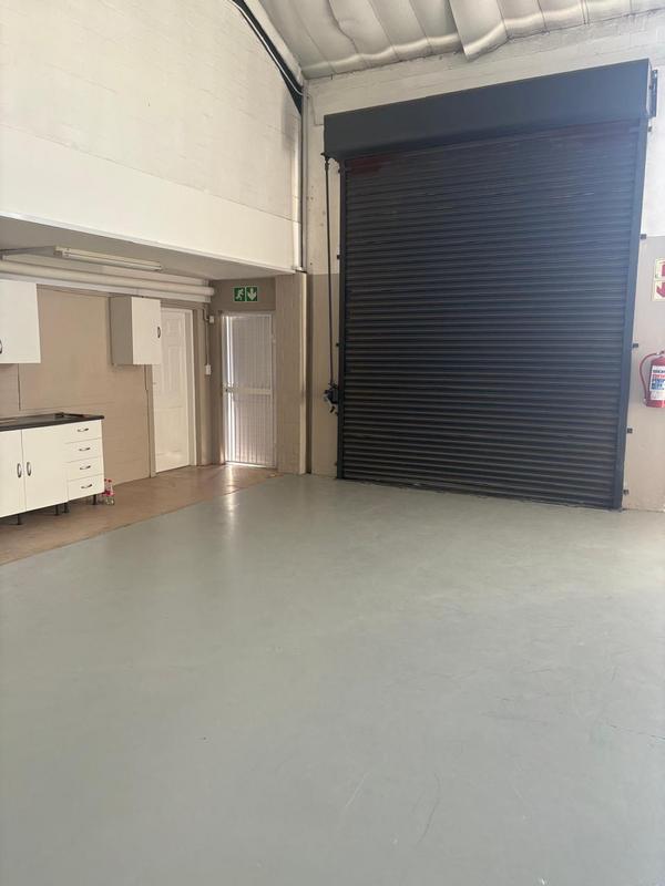 Commercial Property for Sale in Diep River Western Cape